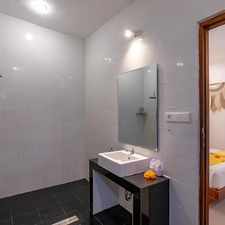 Vast 5Bd Villa With Garden And Private Pool 250M To Beach Seminyak  Exterior photo