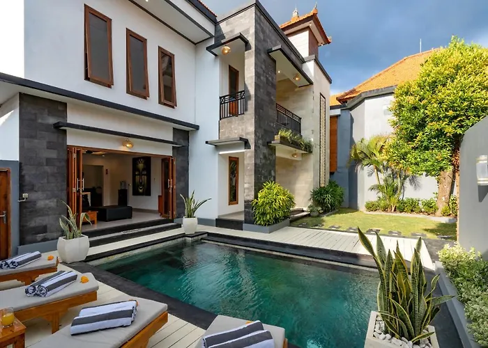 Vast 5Bd Villa With Garden And Private Pool 250M To Beach