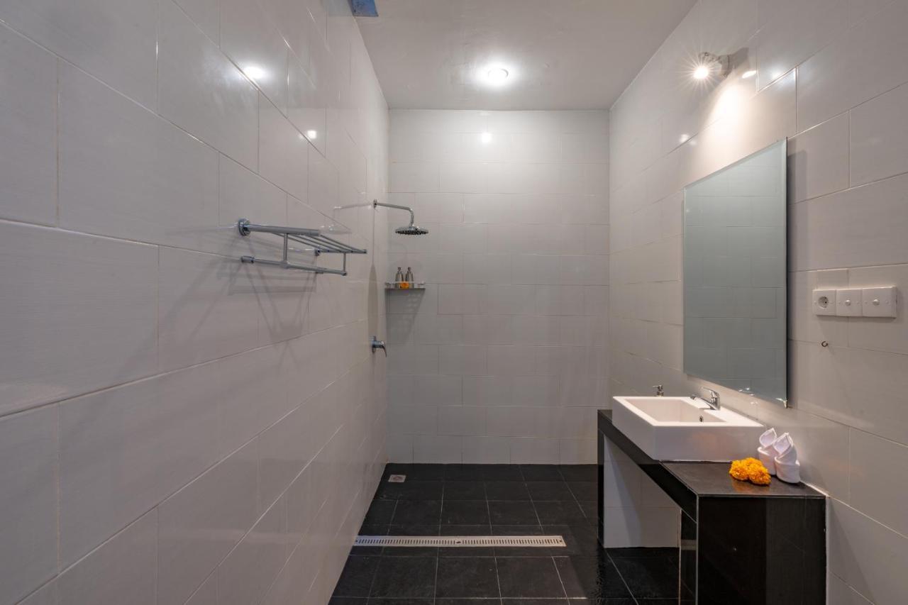 Vast 5bd With Garden And Private Pool 250m To Seminyak (Bali)