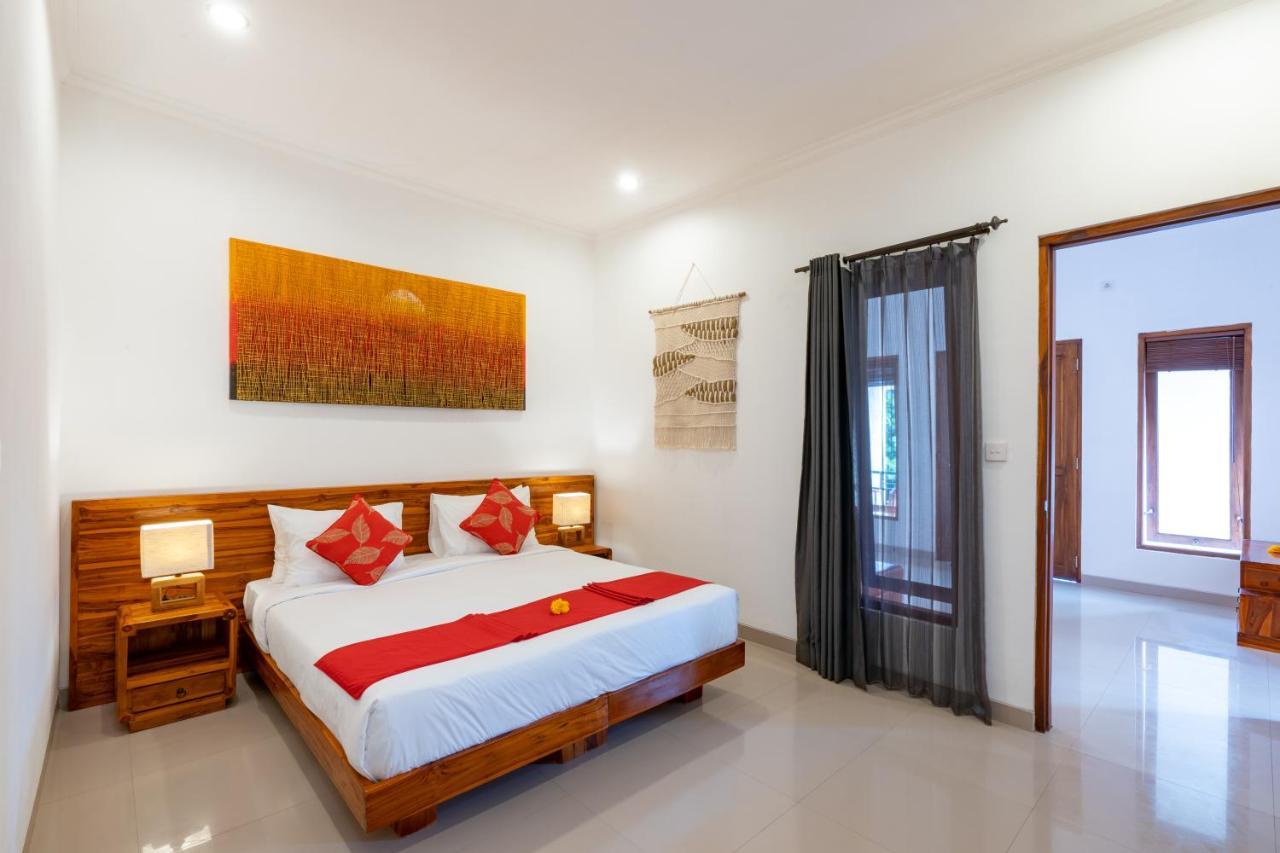 Vast 5bd With Garden And Private Pool 250m To Villa *