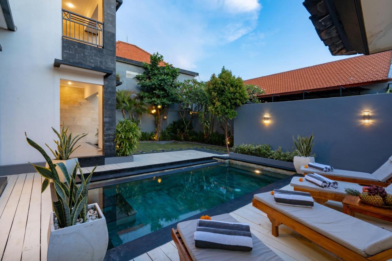 Villa Vast 5bd With Garden And Private Pool 250m To