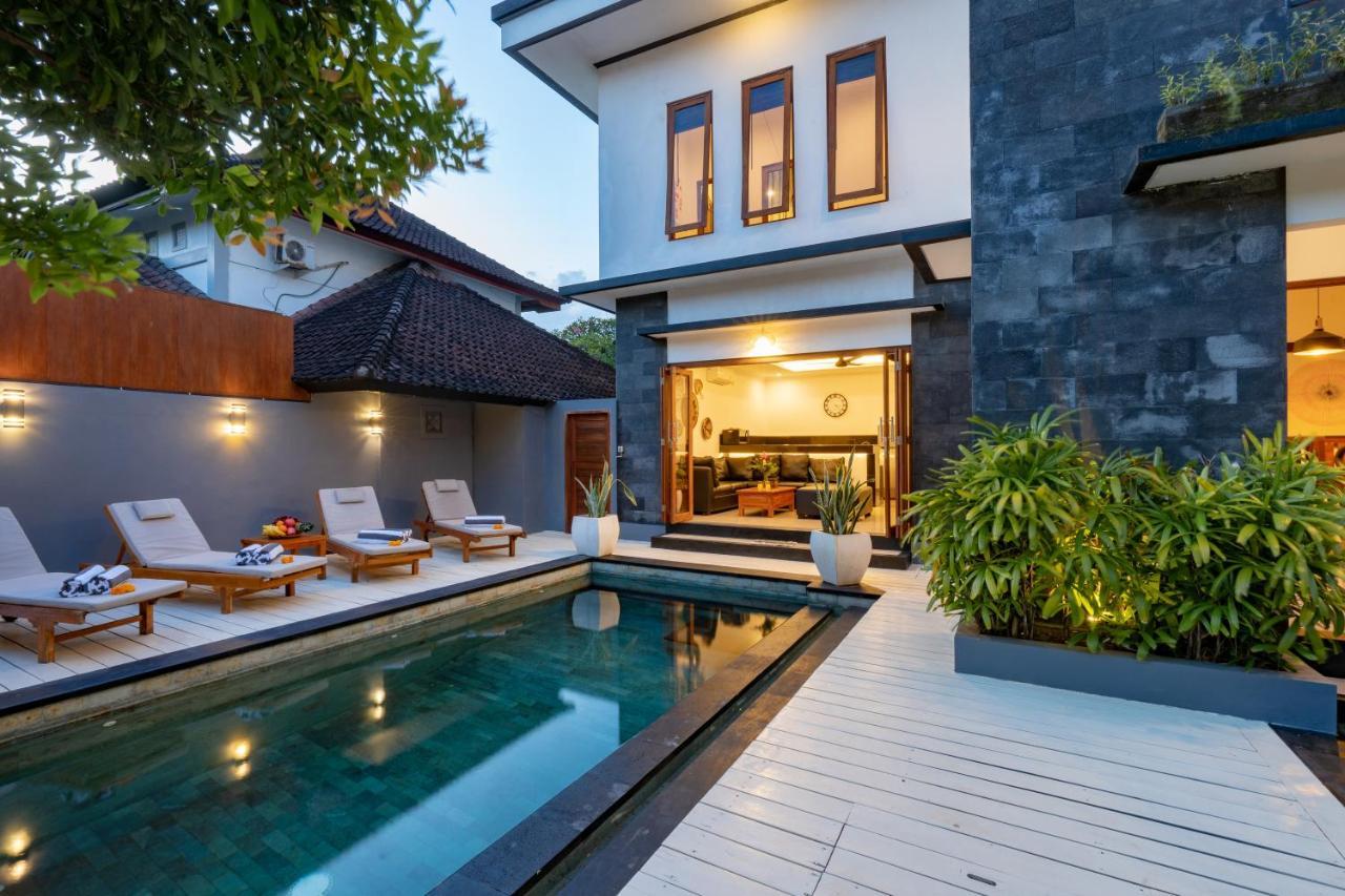 Vast 5bd With Garden And Private Pool 250m To *