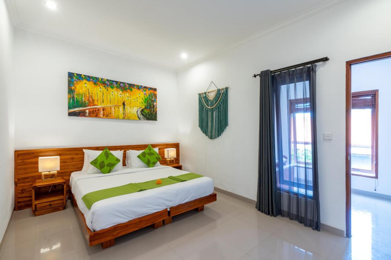 Vast 5bd With Garden And Private Pool 250m To *